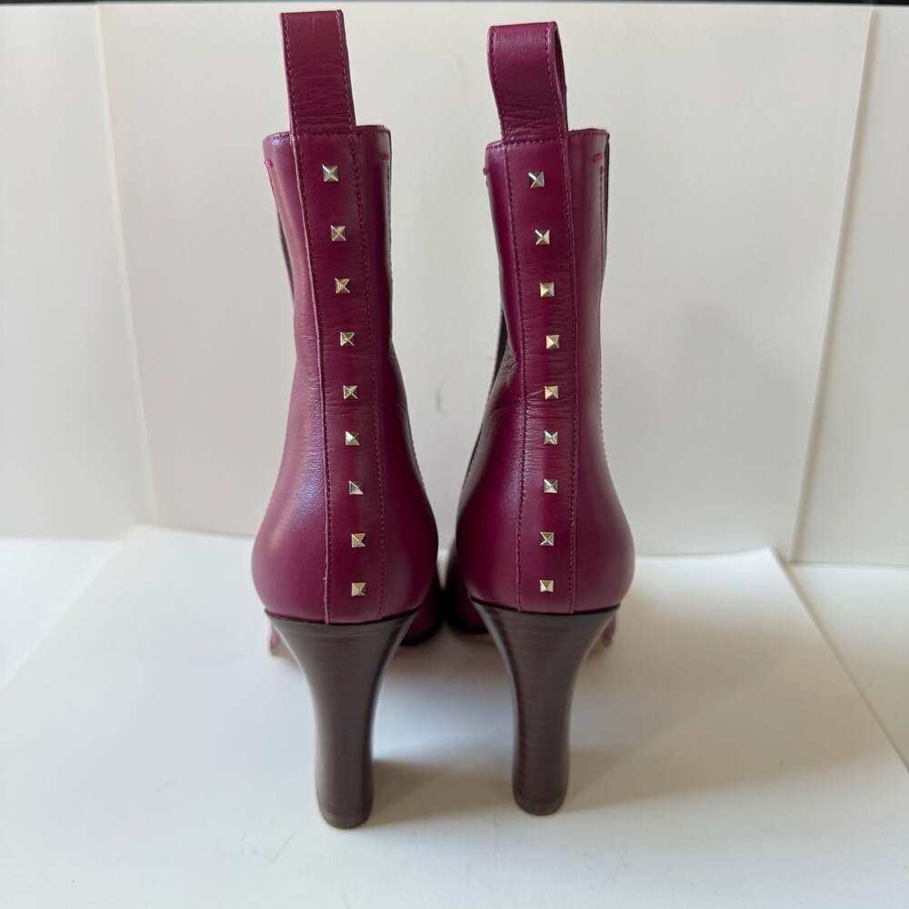 Valentino Garavani Rockstud Leather Chelsea Ankle Boots Magenta Size 36